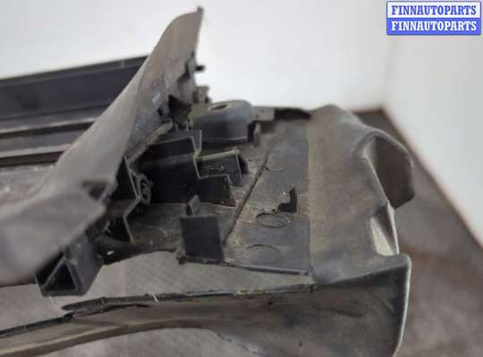 Диффузор (кожух) вентилятора радиатора на Volkswagen Jetta VI (1B)