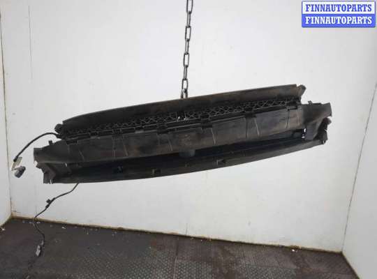 Диффузор (кожух) вентилятора радиатора на Volkswagen Jetta VI (1B)