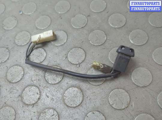 купить Форсунка омывателя стекла на Mercedes C W202 1993-2001