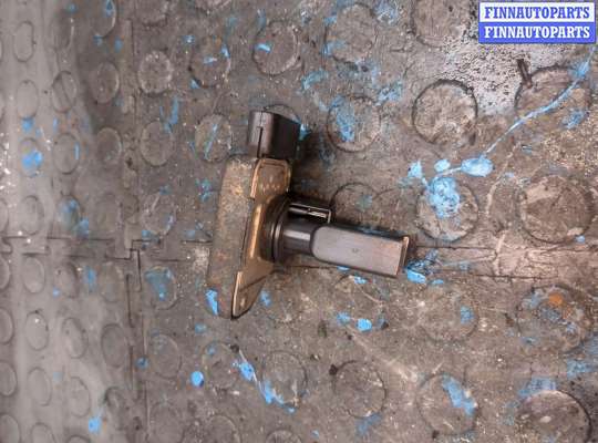 купить Измеритель потока воздуха (расходомер) на Toyota Sequoia 2000-2008