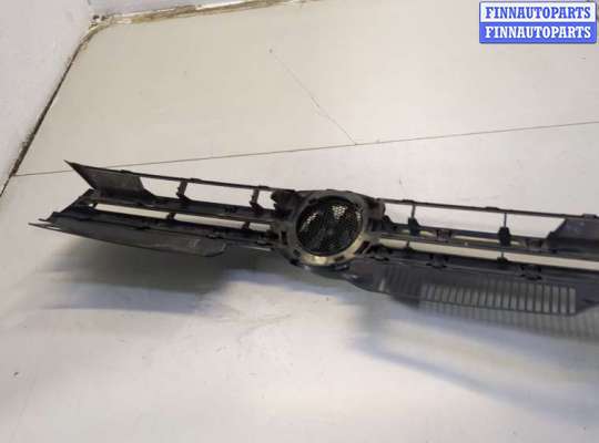 купить Решетка радиатора на Volkswagen Golf 6 2009-2012