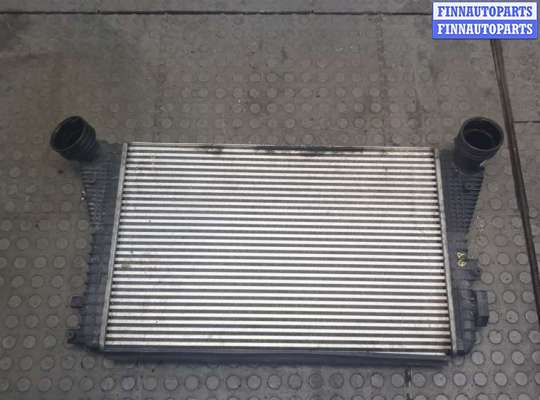 купить Радиатор интеркулера на Volkswagen Golf 5 2003-2009