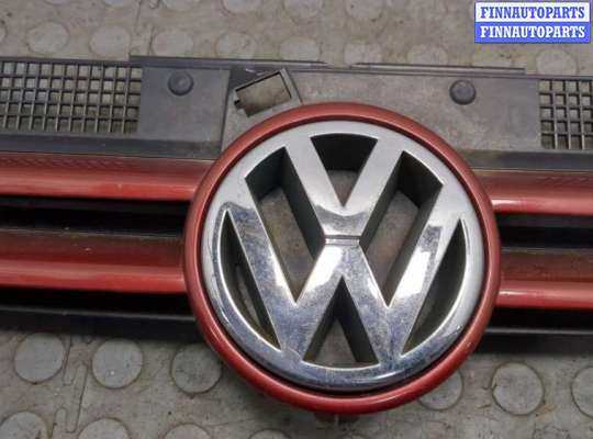 купить Решетка радиатора на Volkswagen Golf 4 1997-2006