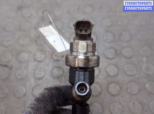 купить Форсунка топливная на Opel Zafira B 2005-2014