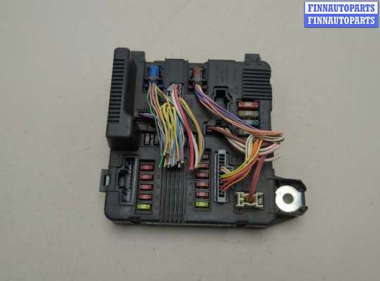 купить Блок предохранителей на Renault Scenic 2003-2009