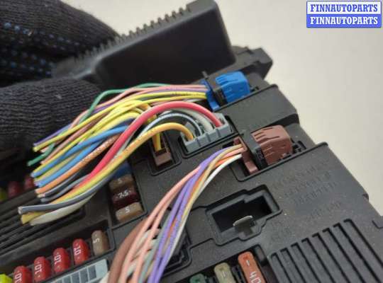 купить Блок предохранителей на Renault Scenic 2003-2009