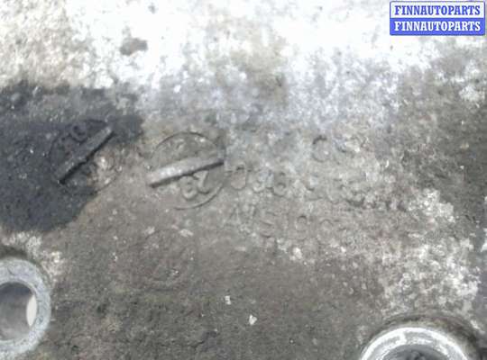 купить Кронштейн компрессора кондиционера на Volkswagen Touran 2003-2006