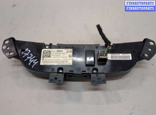 купить Переключатель отопителя (печки) на Chevrolet Equinox 2017-2024