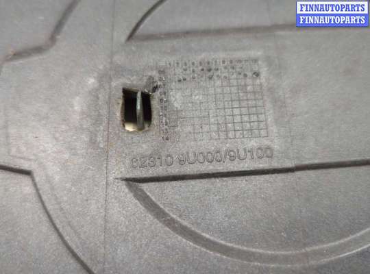 купить Решетка радиатора на Nissan Note E11 2005-2013
