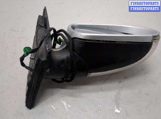 Зеркало боковое на Volkswagen Passat B6 (3C)