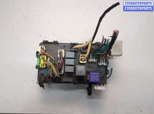 Блок предохранителей TT960141 на Toyota Matrix 2002-2008