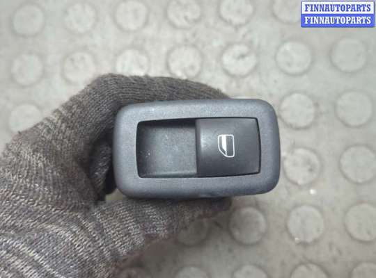 Блок управления стеклоподъёмниками на Jeep Grand Cherokee IV (WK2)