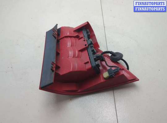 Фонарь задний на Mercedes-Benz ML (W163)