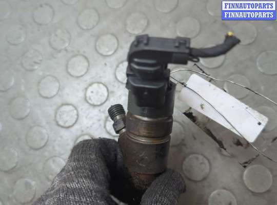 купить Форсунка топливная на Hyundai Tucson 1 2004-2010