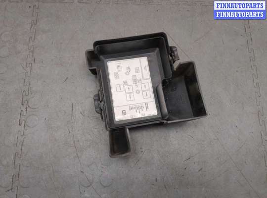 купить Крышка блока предохранителей на Chevrolet Tahoe 2006-2014