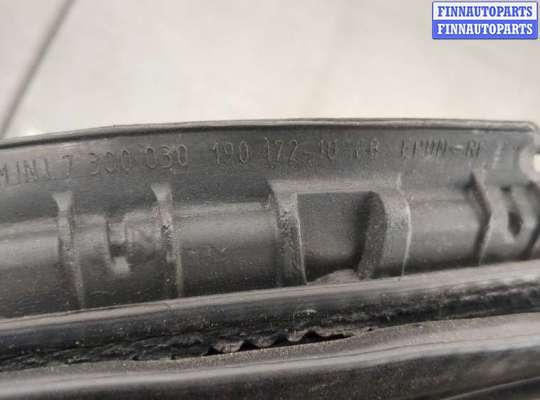 Уплотнитель двери на Mini Cooper III (F55, F56)