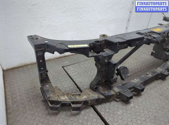 купить Рамка передняя (телевизор) на Land Rover Discovery 3 2004-2009