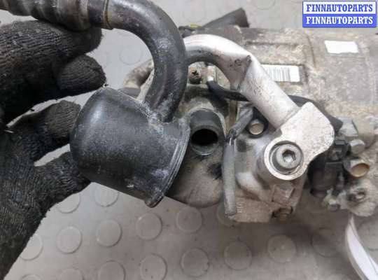 Компрессор кондиционера на Mercedes-Benz C (W203)