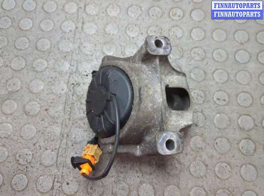Подушка крепления двигателя AU1727571 на Audi A6 (C7) 2011-2018