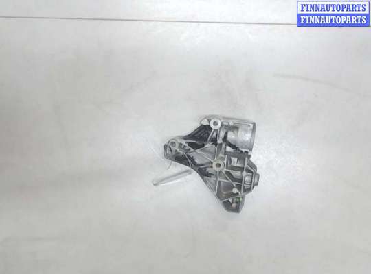 купить Кронштейн компрессора кондиционера на Volkswagen Golf 5 2003-2009
