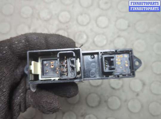 купить Кнопка стеклоподъемника (блок кнопок) на Mitsubishi Outlander Sport 2019-2025