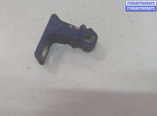 купить Петля двери на Volkswagen Polo 2009-2014