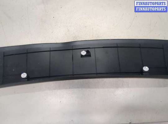 купить Обшивка крышки (двери) багажника на BMW X3 G01 2017-2024