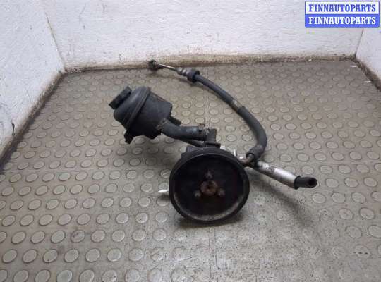 Насос гидроусилителя руля (ГУР) MB1720473 на Mercedes C W203 2000-2008
