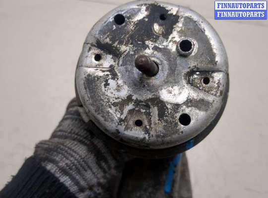 купить Подушка крепления двигателя на Volkswagen Passat 5 1996-2000