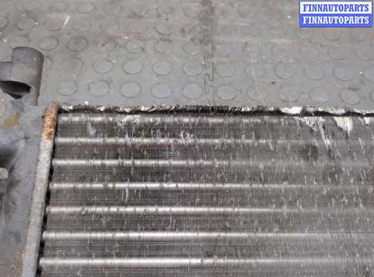 купить Радиатор охлаждения двигателя на Renault Twingo 1993-2007