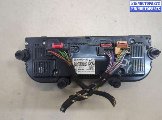 купить Переключатель отопителя (печки) на Volkswagen Jetta 7 2018-2024