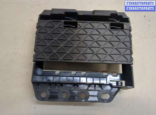 купить Кронштейн блока управления на Volkswagen Passat 7 2010-2015 Европа