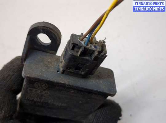 купить Датчик давления шин на Volkswagen Touareg 2010-2014