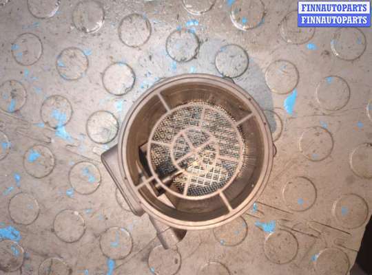 Датчик расхода воздуха (ДМРВ) на Opel Omega B