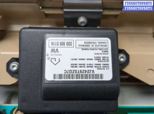 купить Фонарь салона (плафон) на Volkswagen Touareg 2002-2007