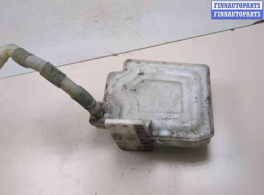 купить Бачок омывателя на Volkswagen Jetta 5 2004-2010
