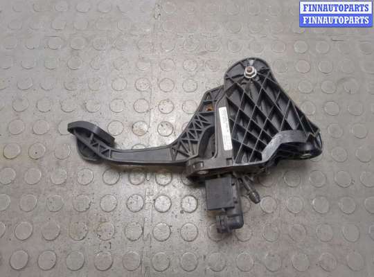 купить Педаль сцепления на Volkswagen Touran 2010-2015