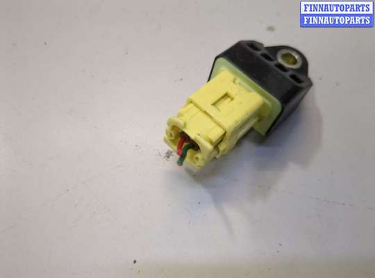 купить Датчик удара на Toyota Camry V40 2006-2011