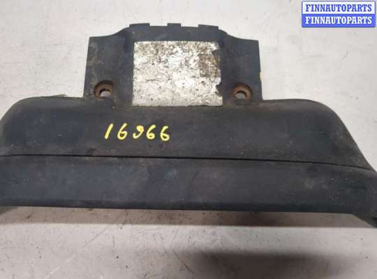 купить Пластик (Обшивка) моторного отсека на Volvo XC90 2002-2014