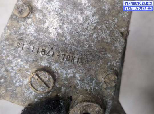 купить Кронштейн двигателя на Suzuki Grand Vitara 2005-2016