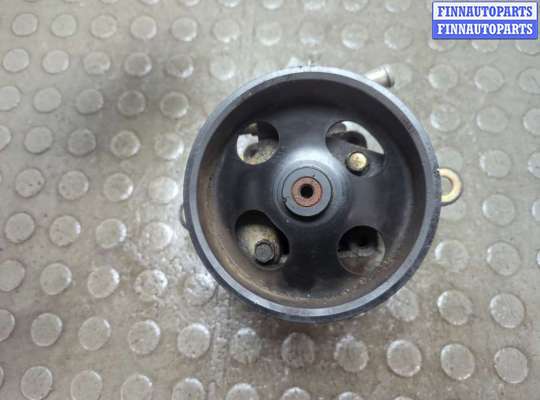 купить Насос гидроусилителя руля (ГУР) на Nissan X-Trail (T30) 2001-2007