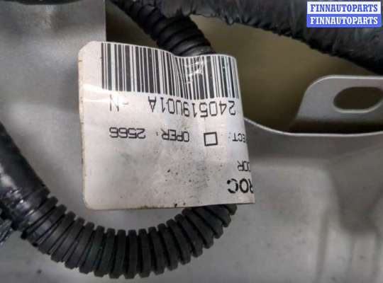 купить Щеткодержатель на Nissan Note E11 2005-2013