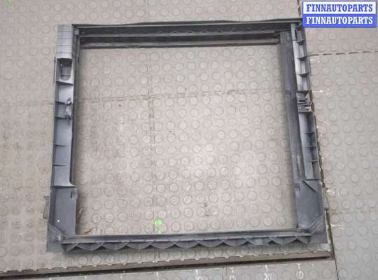 купить Пластик радиатора на BMW X5 E70 2007-2013
