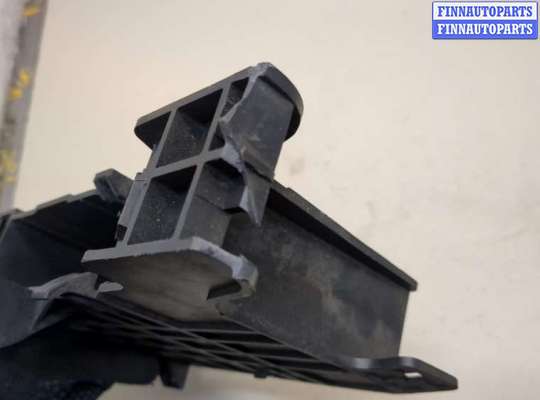 купить Кронштейн блока управления на Buick Encore 2012-2016