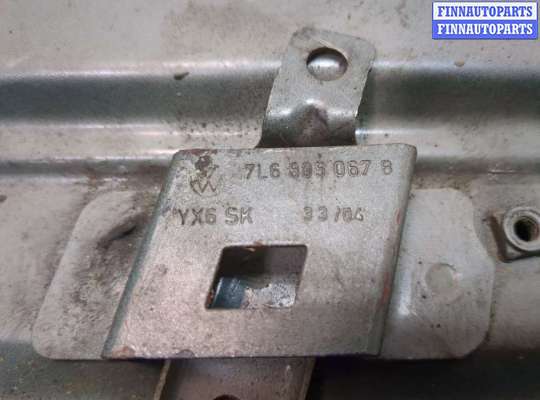 купить Кронштейн крыла на Volkswagen Touareg 2002-2007