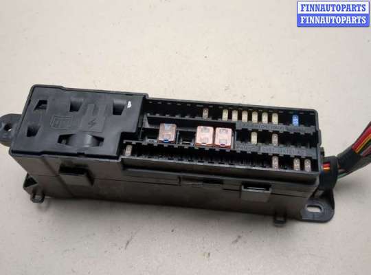 купить Блок предохранителей на Ford Escape 2015-2019