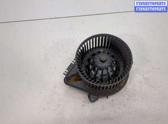 купить Двигатель отопителя (моторчик печки) на Renault Scenic 1996-2002
