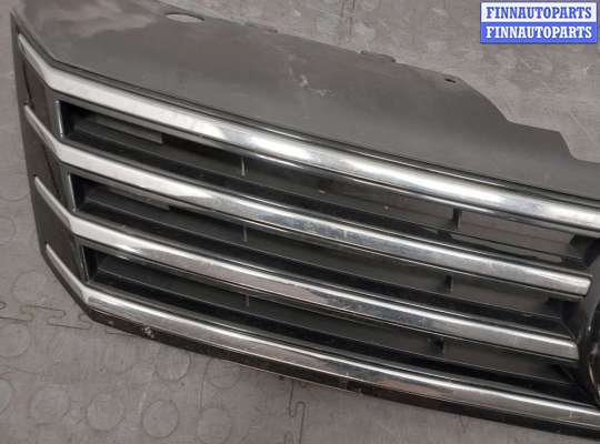 купить Решетка радиатора на Volkswagen Passat 7 2010-2015 Европа