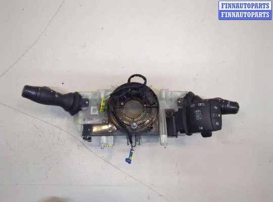 Переключатель поворотов и дворников (стрекоза) RN1568738 на Renault Megane 3 2009-2016