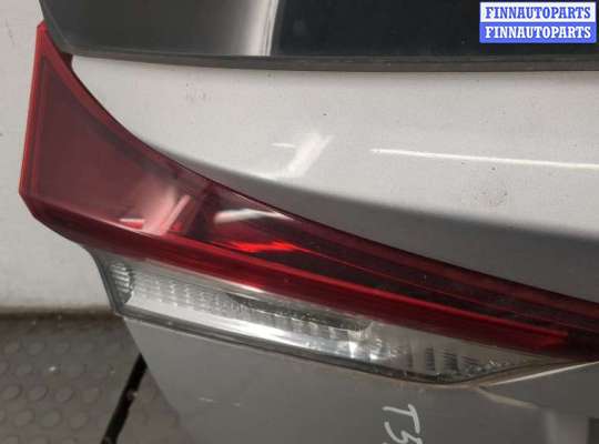 купить Крышка (дверь) багажника на Toyota Auris E18 2012-